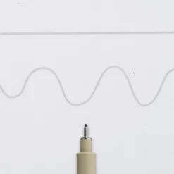 Cienkopis Pigma Micron 08 - Sakura - Light Cool Gray, 0,5 mm