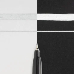 Marker olejny Pen-Touch - Sakura - Silver, 0,7 mm