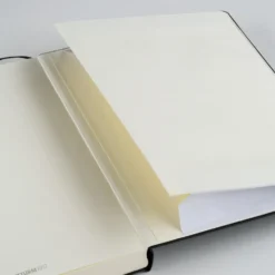 Notatnik Master Classic - Leuchtturm1917 - w kratkę, czarny, A4+