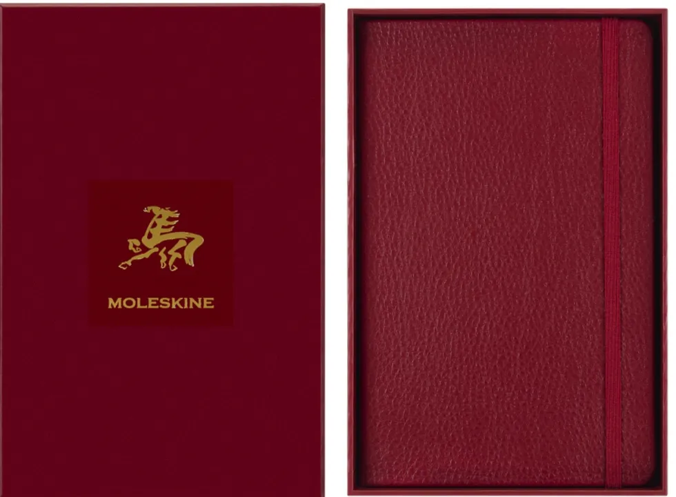 Notatnik w linie 2026 Year of the Horse Vegea Box - Moleskine