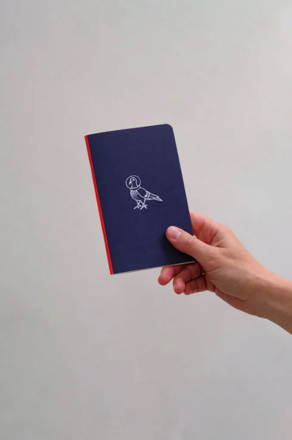 Notes gładki kieszonkowy Astro Gołębica - Papierniczeni - 30 ark.
