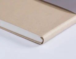 Notes w kropki Mono - Gmund - Oat 115 g 112 ark.