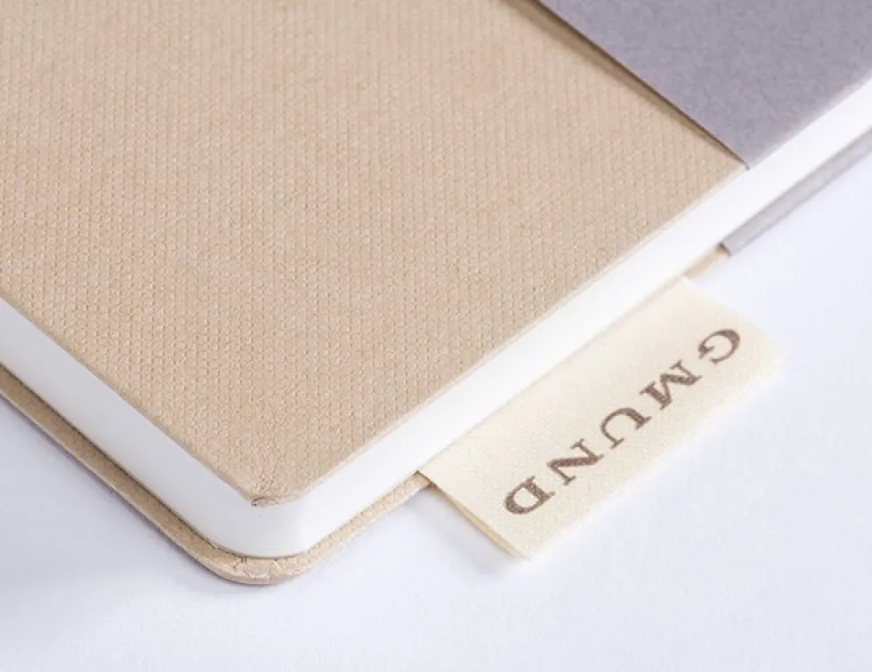 Notes w kropki Mono - Gmund - Oat 115 g 112 ark.