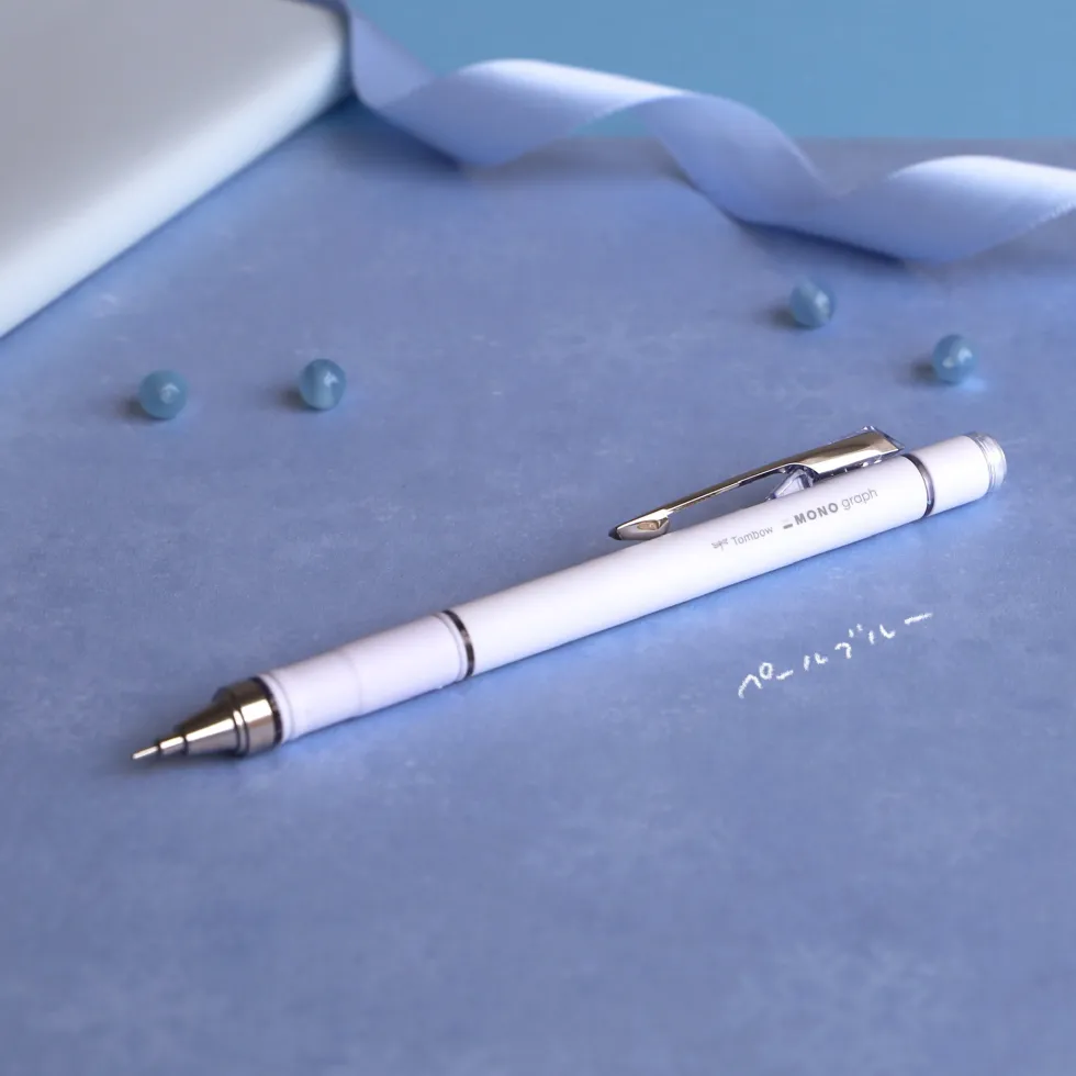 Ołówek automatyczny MONO Graph Grip 0,5 mm - Tombow - Blue