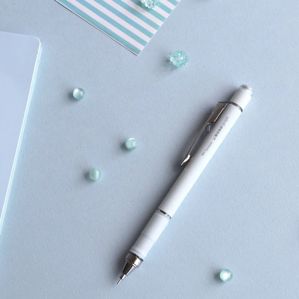 Ołówek automatyczny MONO Graph Grip 0,5 mm - Tombow - Blue
