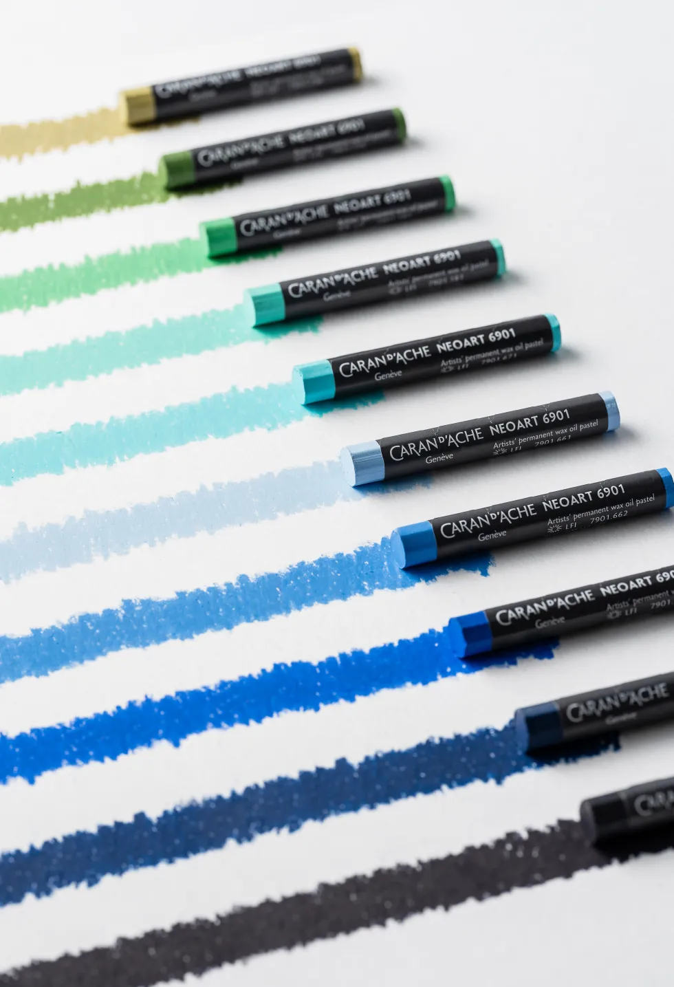 Pastel woskowo-olejny Neoart 6901 - Caran d'Ache - 044, Terracotta