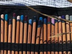 Piórnik materiałowy Pencil Wrap - Derwent - czarny
