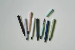 Pisak ZIG Cocoiro Letter Pen - Kuretake - Potter's Pink