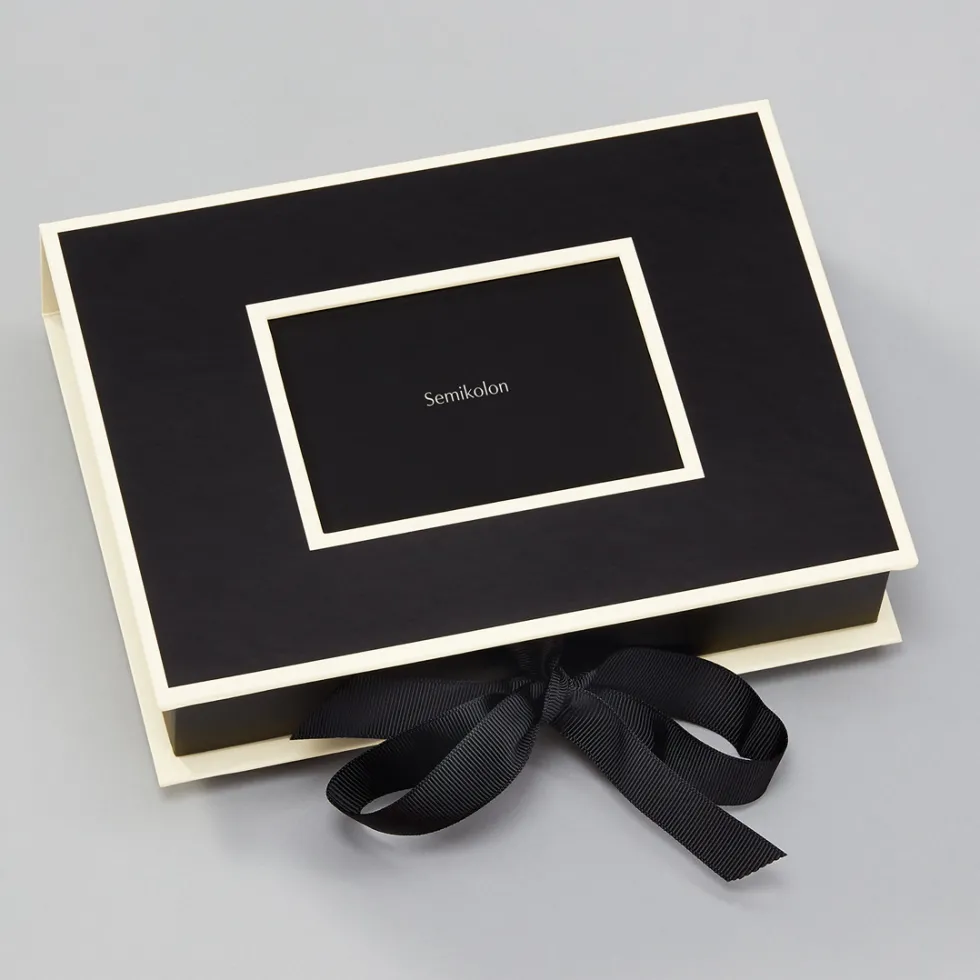 Pudełko na zdjęcia - Semikolon - Black, 20,7 x 15,3 x 4,7 cm