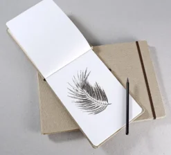 Szkicownik Goldline - Clairefontaine - naturalny, 15 x 15 cm, 180 g, 32 ark.