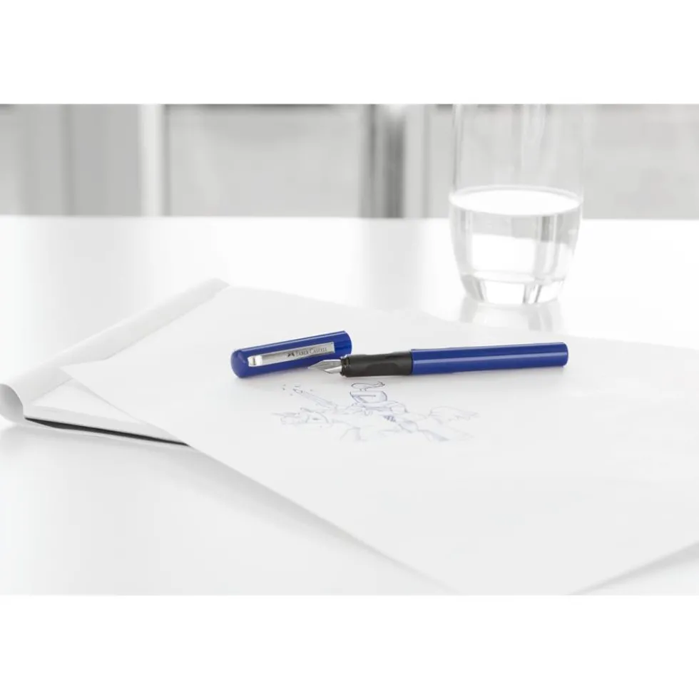 Szkolne pióro wieczne z wkładami - Faber-Castell - niebieskie, M