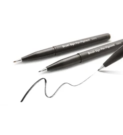 Zestaw do liternictwa Brush Sign - Pentel - Niezmywalne opowieści, 3 szt.