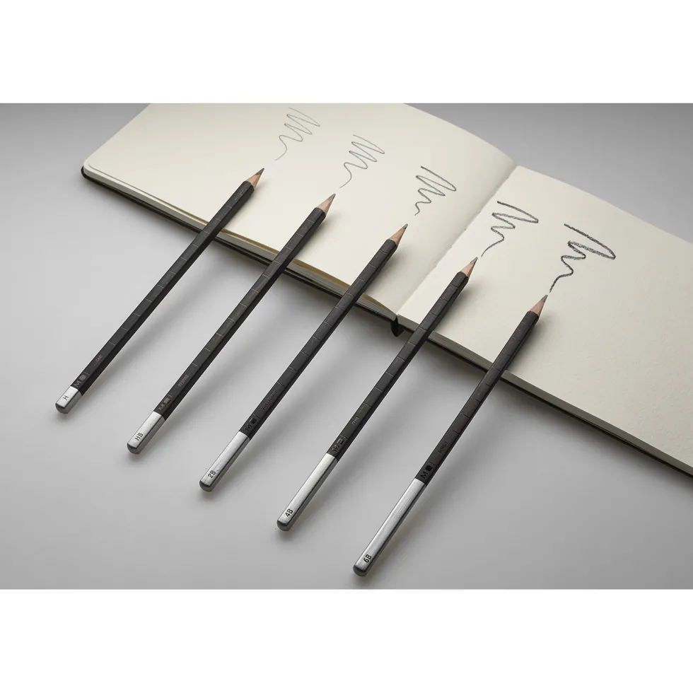 Zestaw ołówków z drewna cedrowego w metalowym etui - Moleskine - 5 szt.