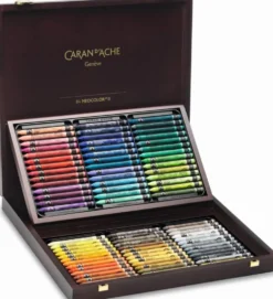 Zestaw pasteli akwarelowych Neocolor II w drewnianej walizce - Caran d'Ache - 84 szt.