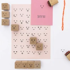 Zestaw stempli drewnianych Smile - Paper Poetry - 12 szt.