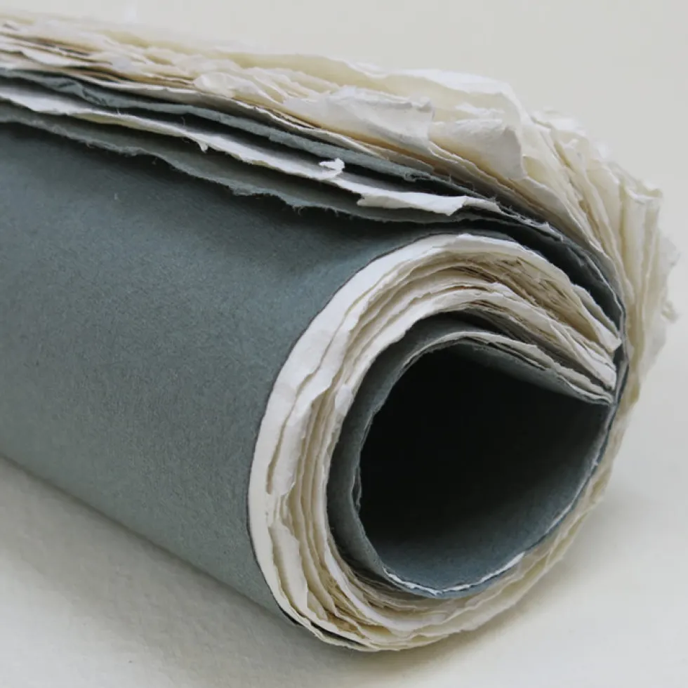 Zwijany szkicownik 100% bawełny 100 g - Khadi Papers - Rough 21 x 21 cm 19 ark.